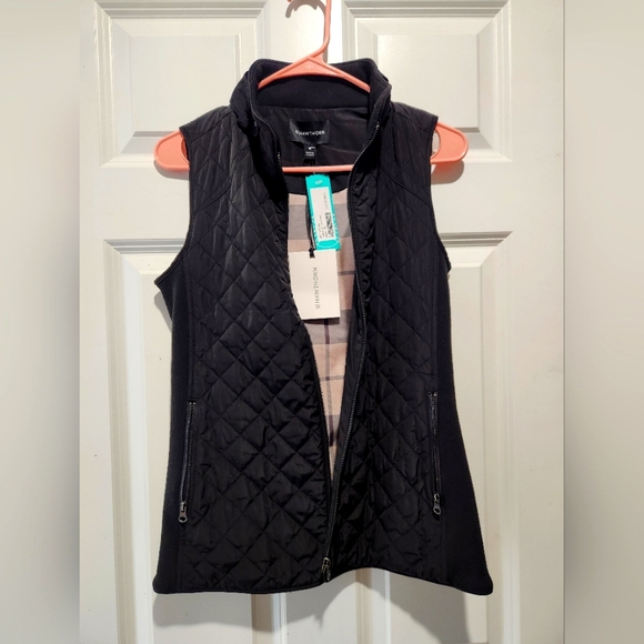 Black vest NWT - Picture 1 of 2